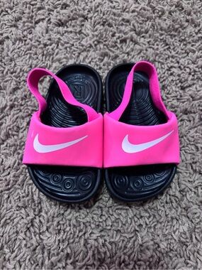 Nike Kids Hot Pink and Black Slide Sandals with White Swoosh